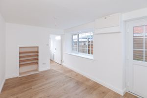 Bedroom- click for photo gallery